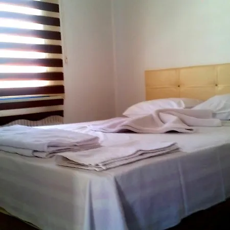 Jungle Aparthotel